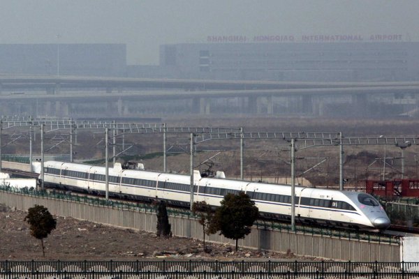 苏州固锝：控股股东取得增持专项贷款承诺函 金额不超过9000万元