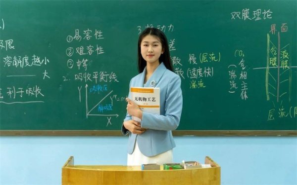 从打工妹到世界冠军！“00后”河南女孩靠技能逆袭人生｜每道光