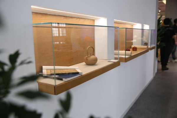 清华美院陶瓷系校友陶瓷茶具邀请展在北京举办