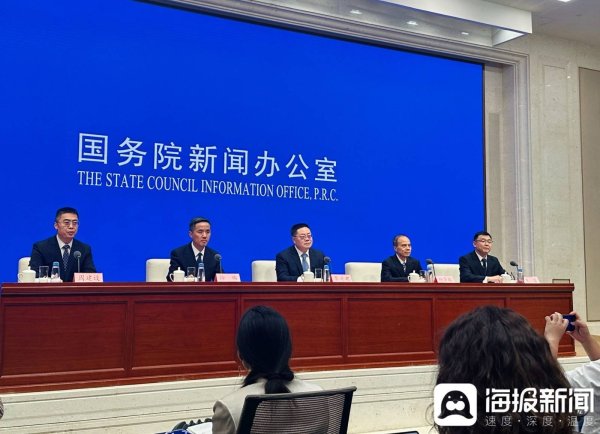 2025年我国水路货物周转量近15万亿吨公里